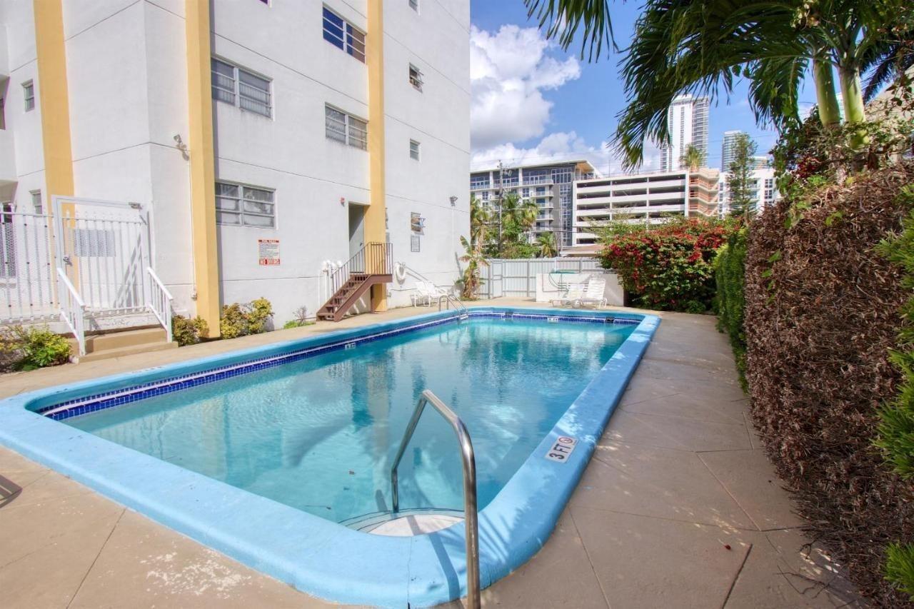 At 23 Palms By Rocketstay Hotel 3*